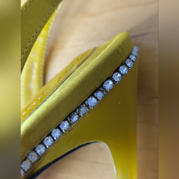 Good American Crystal Crush Lucite Rhinestone Stiletto Square Toe Heels Size 6 - Picture 7 of 11